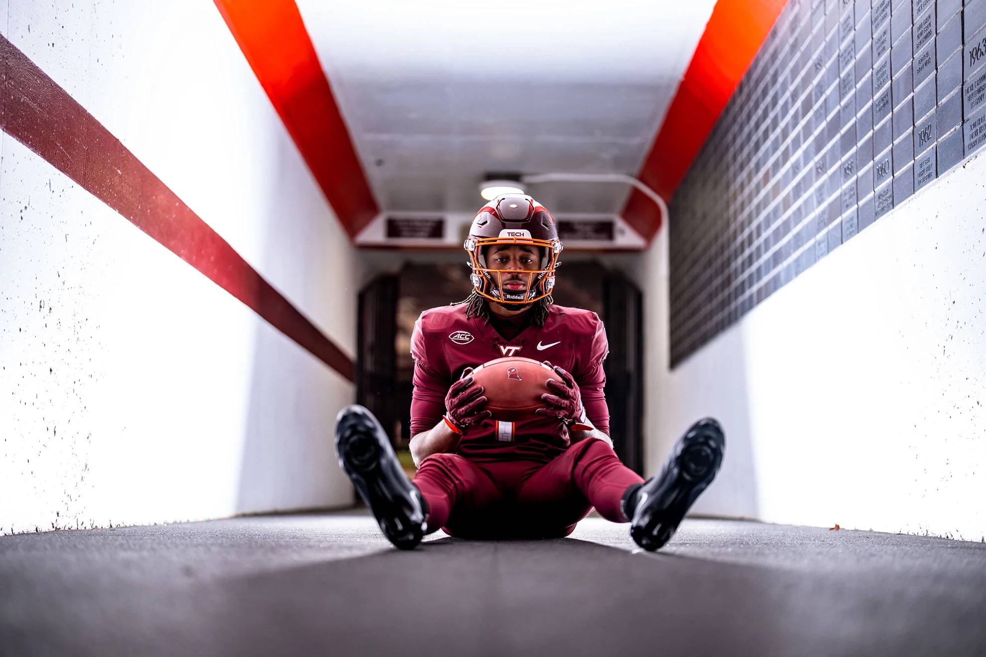 TJ Grant Jr. tunnel shot